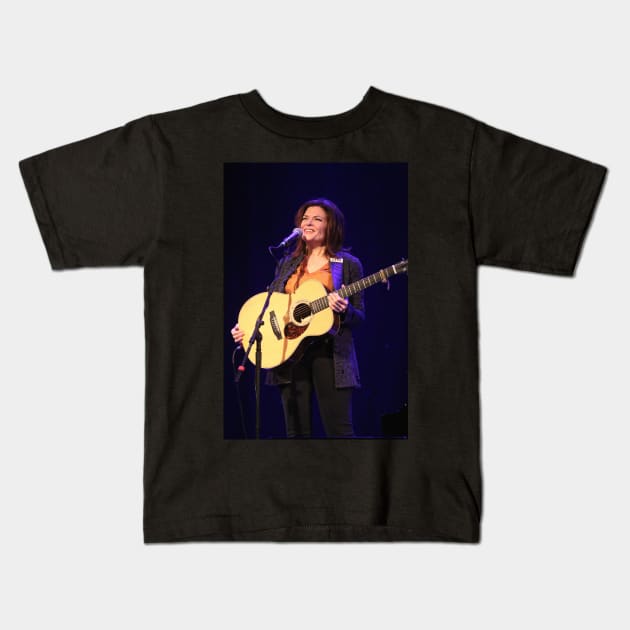 Rosanne Cash Photograph Kids T-Shirt by Concert Photos